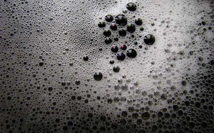 (圖:切削液泡沫現場(chǎng))