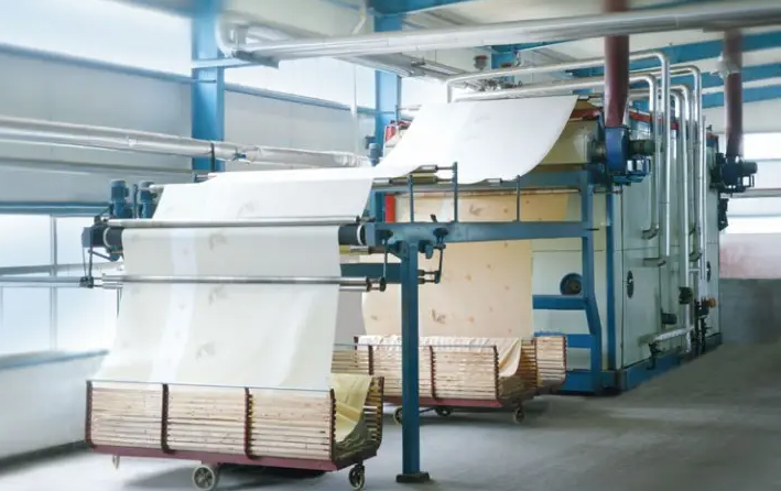 (圖:造紙消泡劑運用現場(chǎng))