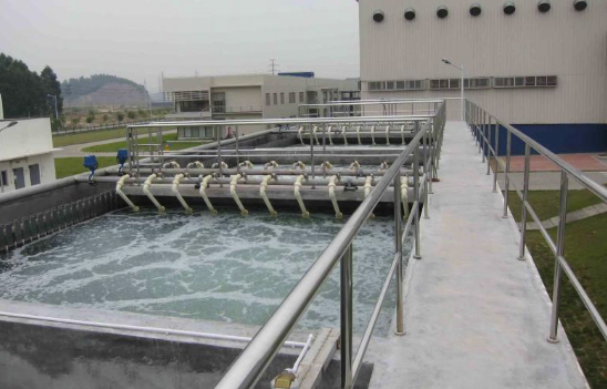 （造紙廠(chǎng)水處理消泡劑應用場(chǎng)景）