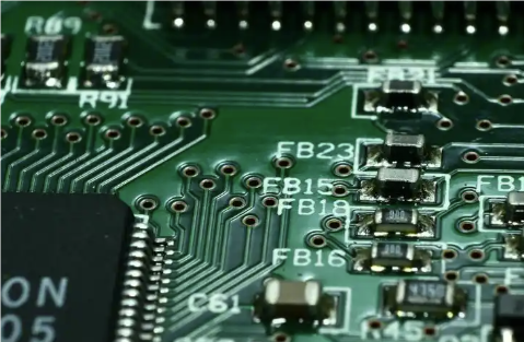 （電路板透明消泡劑應用場(chǎng)景）