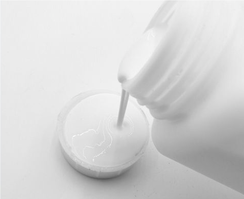 （乳液膠水用消泡劑應用場(chǎng)景）